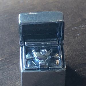 Pandora